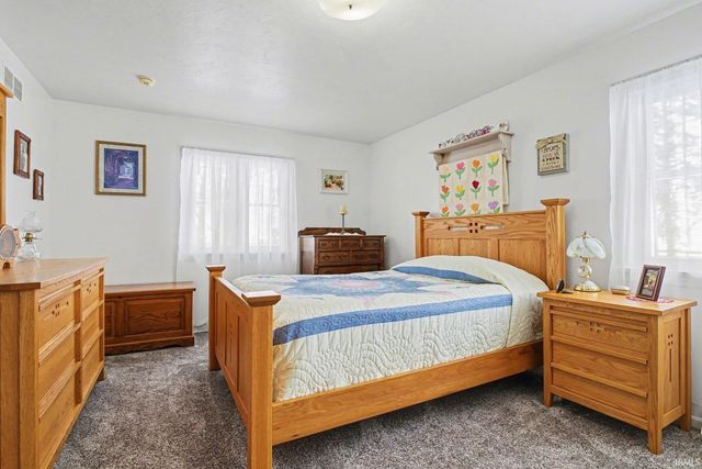 3950 N 760 West, Shipshewana, IN 46565