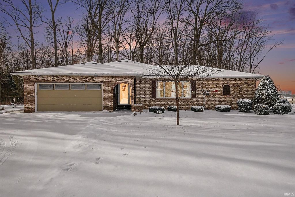3950 N 760 West, Shipshewana, IN 46565