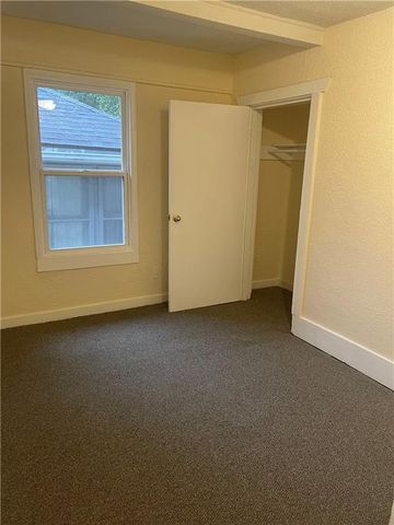 424 N Brighton Avenue, Kansas City, MO 64123
