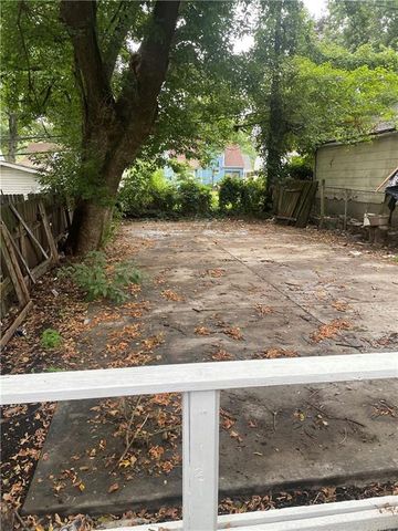 424 N Brighton Avenue, Kansas City, MO 64123