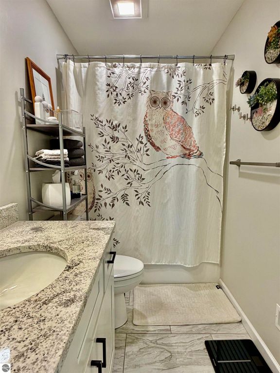 Image 17 of property listing at 1072 Cupola Place, Traverse City, MI 49696