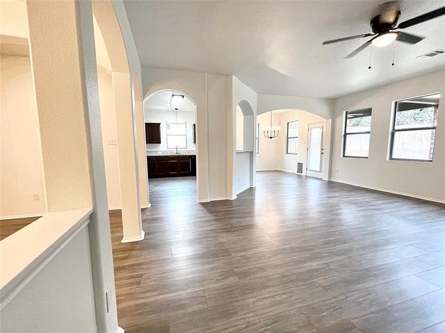 1808 Paseo Verde DR, Leander, TX 78641