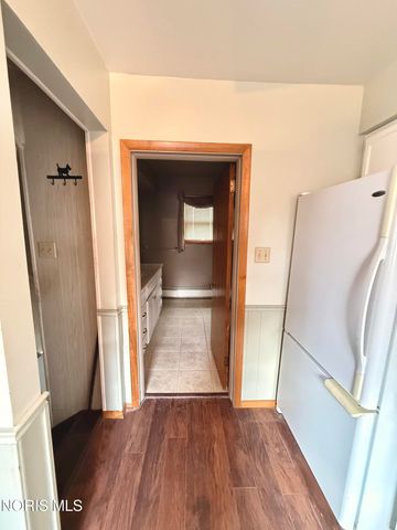 711 Sawyer Road, Toledo, OH 43615