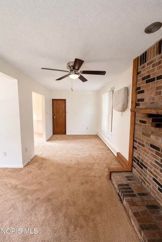 711 Sawyer Road, Toledo, OH 43615