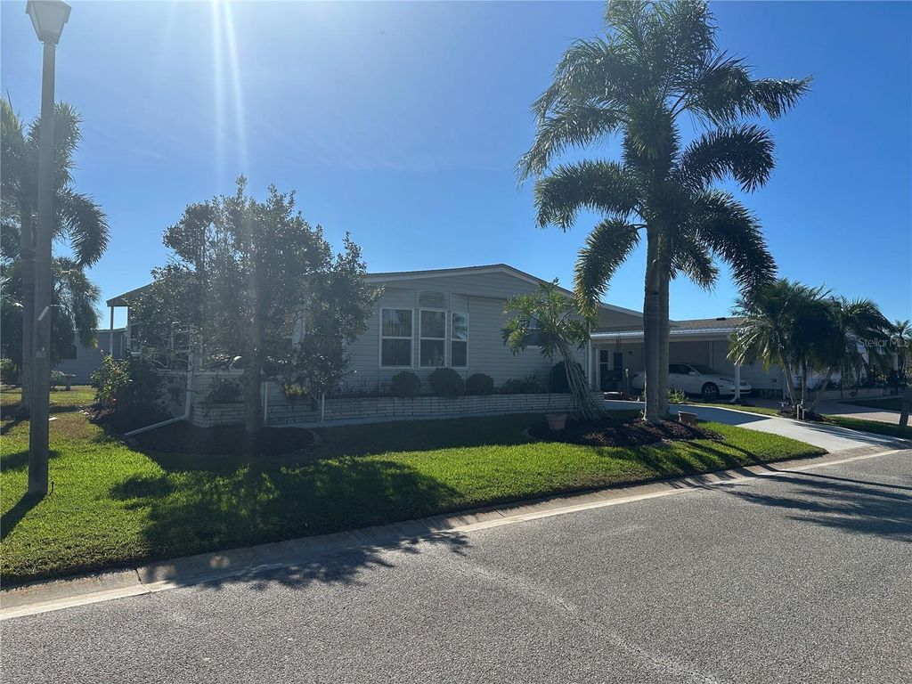 282 HARBOR ISLES DRIVE, North Port, FL 34287