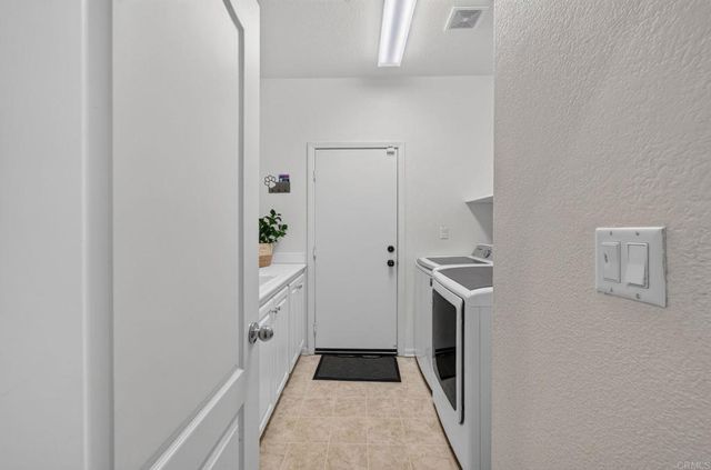 2875 Newcastle Way, San Jacinto, CA 92582