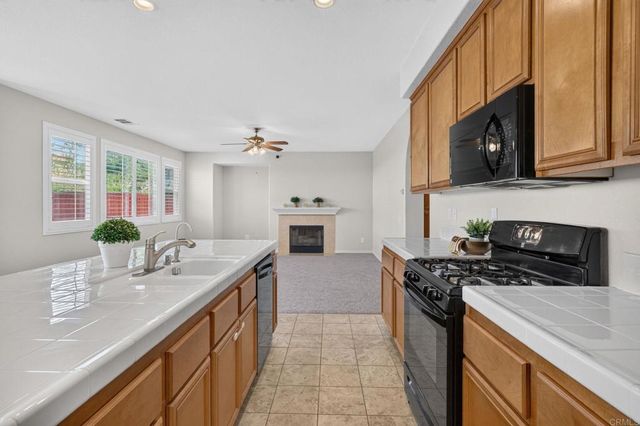 2875 Newcastle Way, San Jacinto, CA 92582