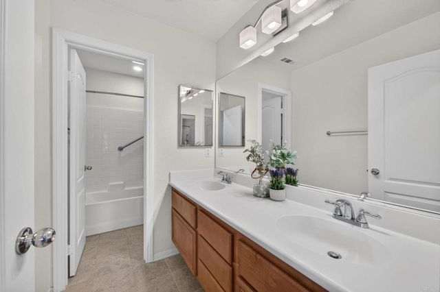2875 Newcastle Way, San Jacinto, CA 92582