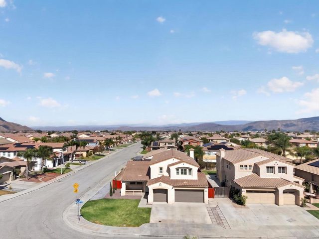 2875 Newcastle Way, San Jacinto, CA 92582