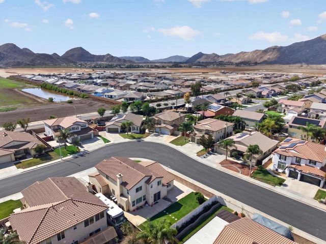 2875 Newcastle Way, San Jacinto, CA 92582