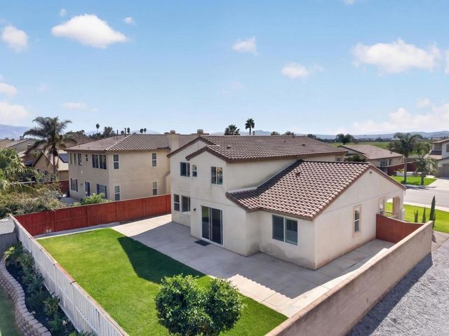 2875 Newcastle Way, San Jacinto, CA 92582