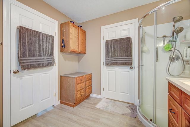 13351 E Highway 105, Cleveland, TX 77327