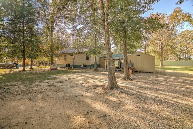 13351 E Highway 105, Cleveland, TX 77327