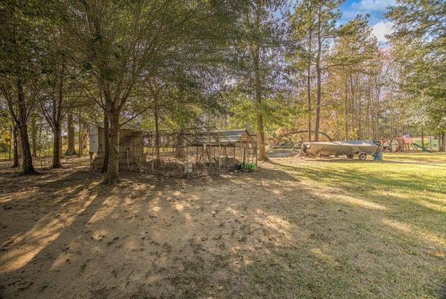 13351 E Highway 105, Cleveland, TX 77327