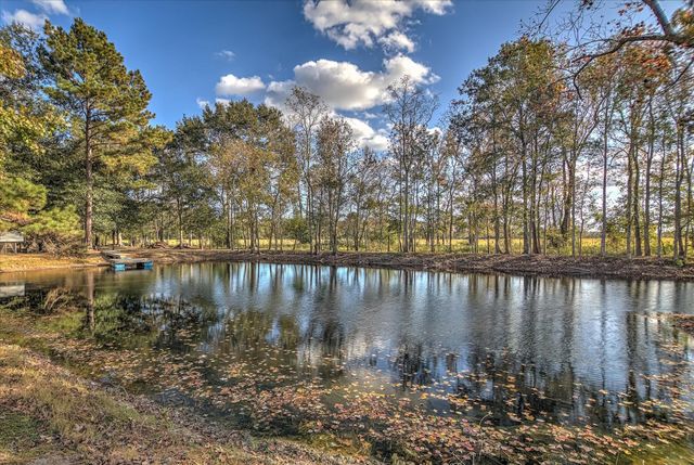 13351 E Highway 105, Cleveland, TX 77327