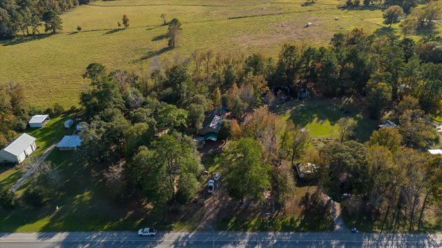 13351 E Highway 105, Cleveland, TX 77327