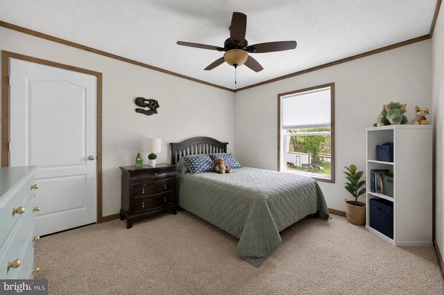 3852 UPPER VALLEY RD, Parkesburg, PA 19365