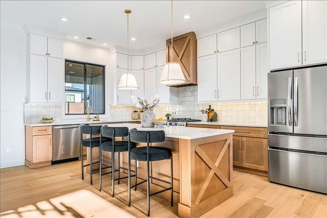 741 Azalea Lane, Versailles, KY 40383