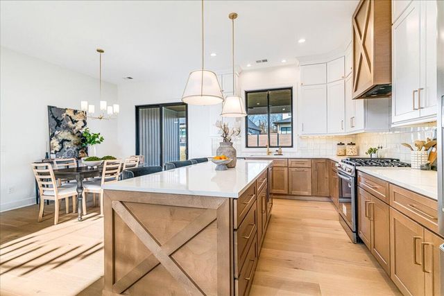 741 Azalea Lane, Versailles, KY 40383