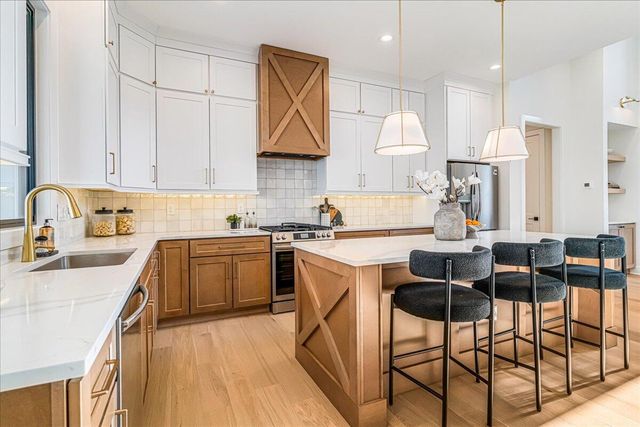 741 Azalea Lane, Versailles, KY 40383