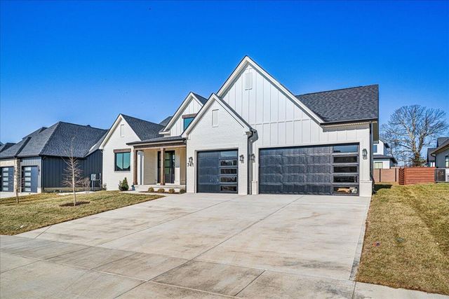 741 Azalea Lane, Versailles, KY 40383