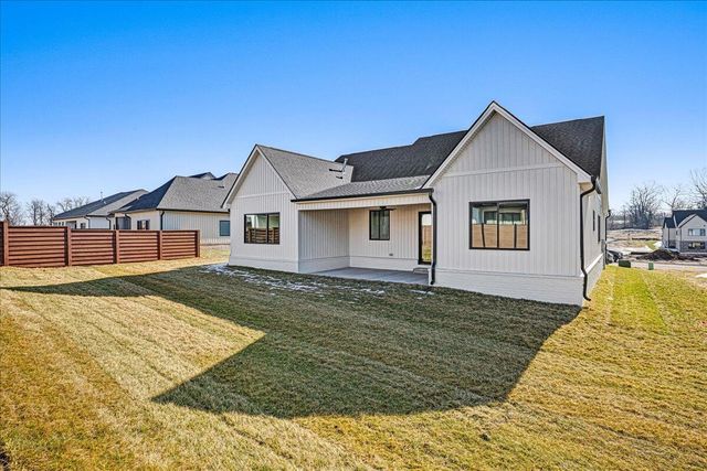 741 Azalea Lane, Versailles, KY 40383