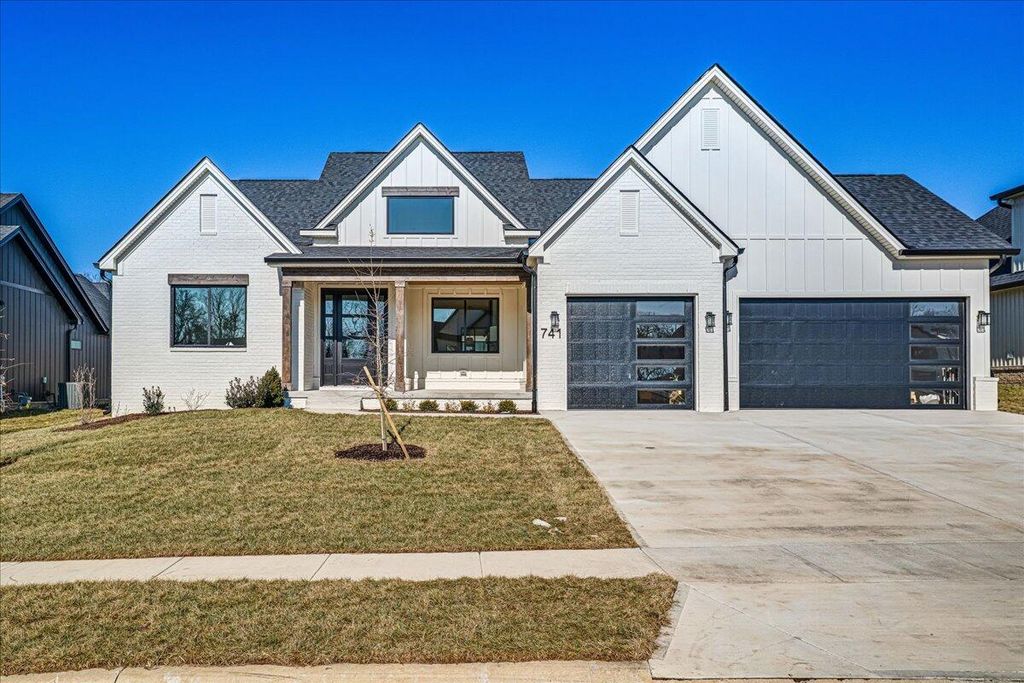 741 Azalea Lane, Versailles, KY 40383