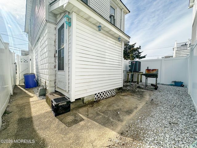 232 Bay Terrace, Seaside Heights, NJ 08751