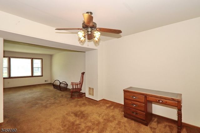 25 Tisbury Ct, Scotch Plains Twp., NJ 07076