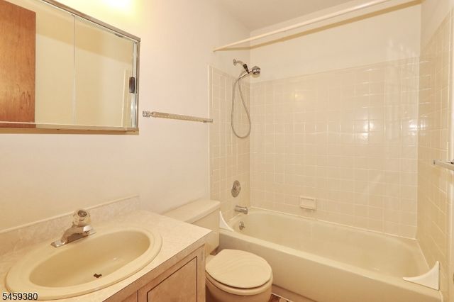 25 Tisbury Ct, Scotch Plains Twp., NJ 07076