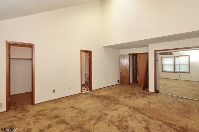 25 Tisbury Ct, Scotch Plains Twp., NJ 07076