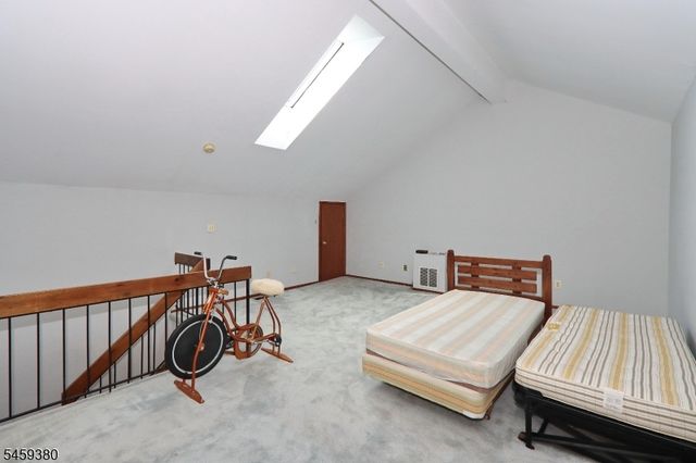 25 Tisbury Ct, Scotch Plains Twp., NJ 07076