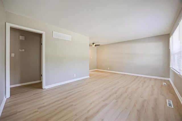 509 NE 66th Terrace, Kansas City, MO 64118