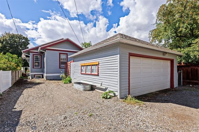 119 S Yellowstone Street, Livingston, MT 59047