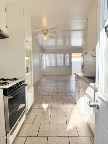 3325 Porter Lane, Ventura, CA 93003