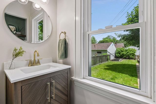 3511 39th Avenue S, Minneapolis, MN 55406