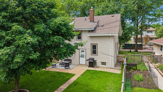 3511 39th Avenue S, Minneapolis, MN 55406