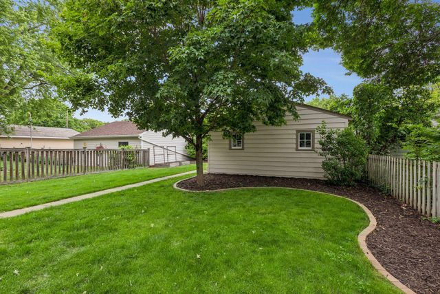 3511 39th Avenue S, Minneapolis, MN 55406