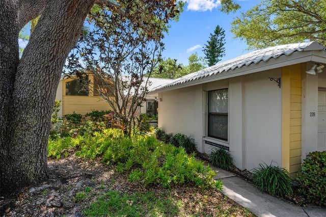 228 SOUTHAMPTON LANE 258, Venice, FL 34293