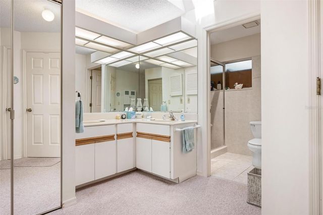 228 SOUTHAMPTON LANE 258, Venice, FL 34293