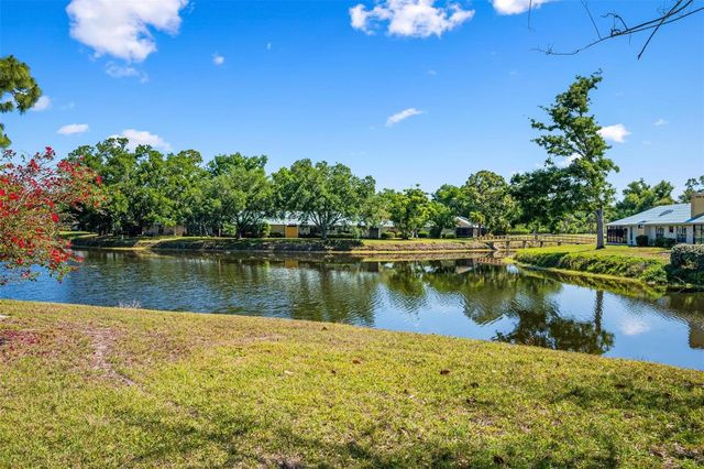 228 SOUTHAMPTON LANE 258, Venice, FL 34293