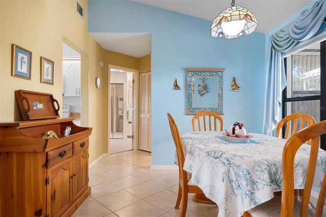 228 SOUTHAMPTON LANE 258, Venice, FL 34293