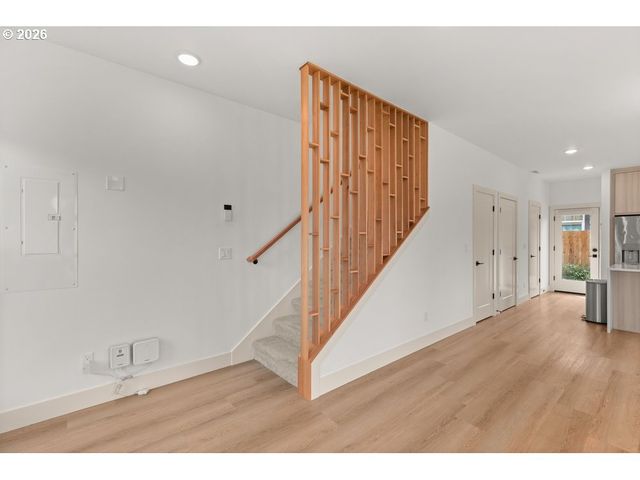 8594 N BUCHANAN Ave, Portland, OR 97203