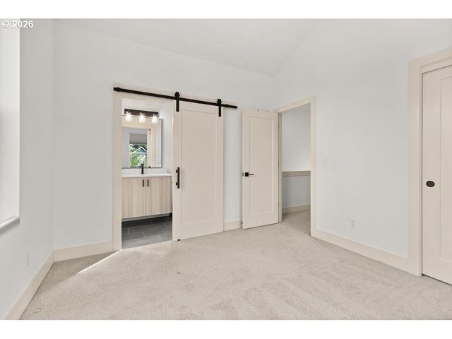 8594 N BUCHANAN Ave, Portland, OR 97203