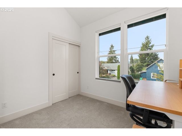 8594 N BUCHANAN Ave, Portland, OR 97203