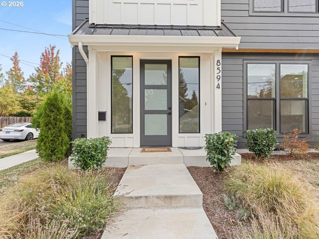 8594 N BUCHANAN Ave, Portland, OR 97203