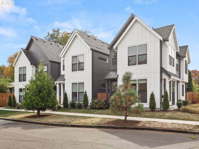 8594 N BUCHANAN Ave, Portland, OR 97203