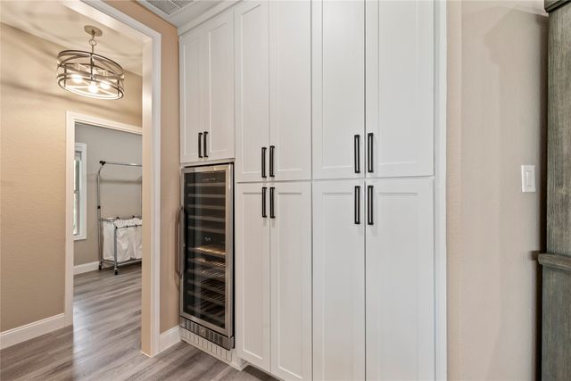 1301 Oak Hill Drive, Kemp, TX 75143