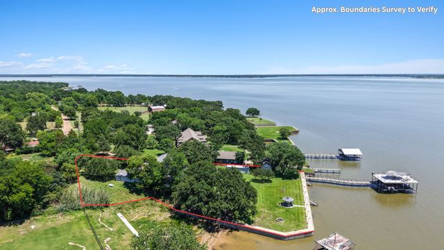 1301 Oak Hill Drive, Kemp, TX 75143