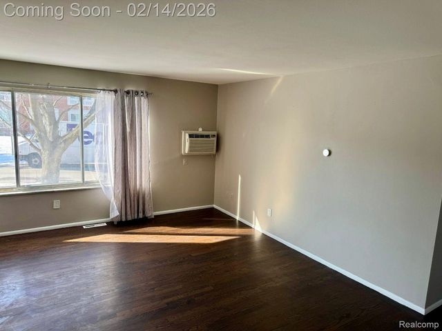 4910 Briarwood Avenue A1, Royal Oak Charter Township, MI 48073